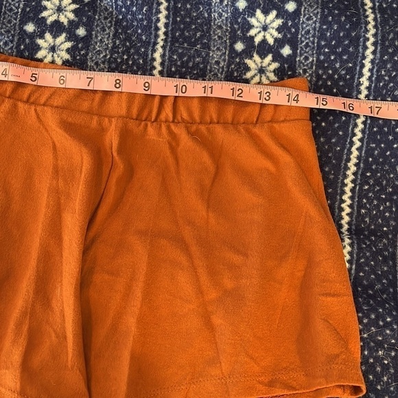 Stars Above Women’s Brown 97% Polyester 2% Spandex Shorts Size Medium NWT - Picture 3 of 6